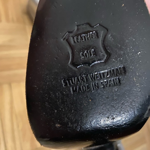 Beautiful Stuart Weitzman silver shoes - Picture 5 of 5